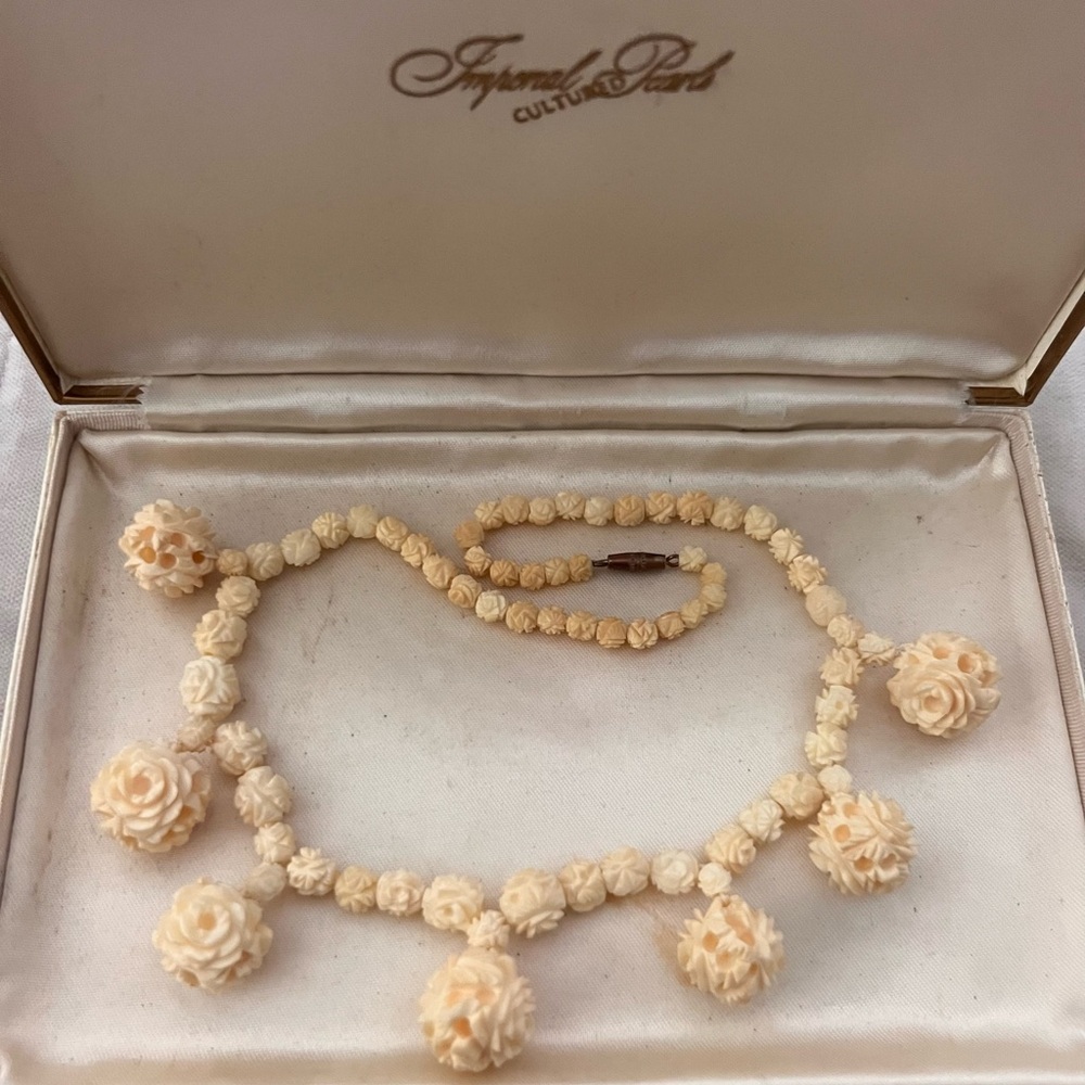 Antique vintage hand carved ivory bone necklace